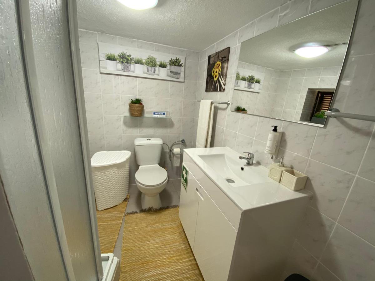 Isabel House Alojamento Rural パンピリョーザ・ダ・セーラ エクステリア 写真